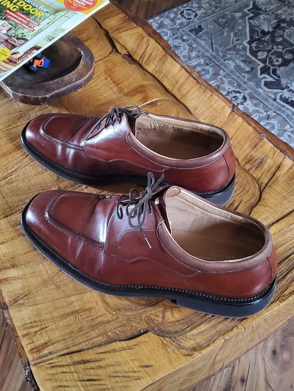 Johnston & Murphy Men's Chestnut Brown Leather Lace-Up Oxfords
